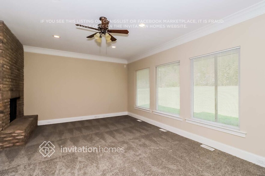 Building Photo - 137 Wildwood Cove Dr