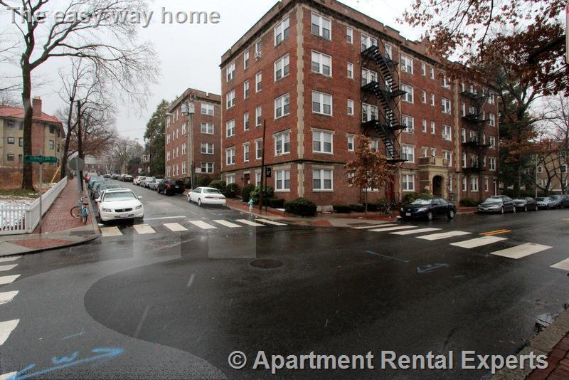 Building Photo - 6 Agassiz St