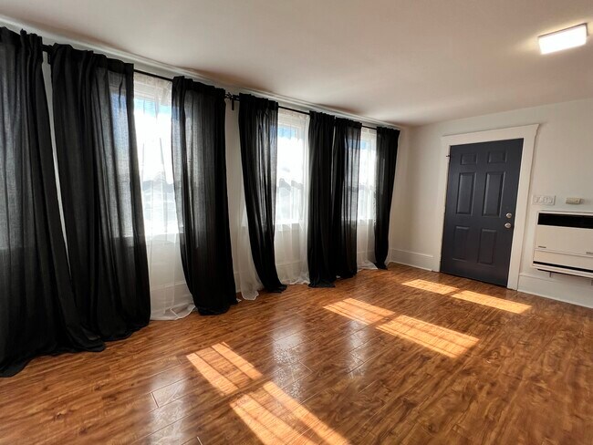 Building Photo - 4222 Carrington St