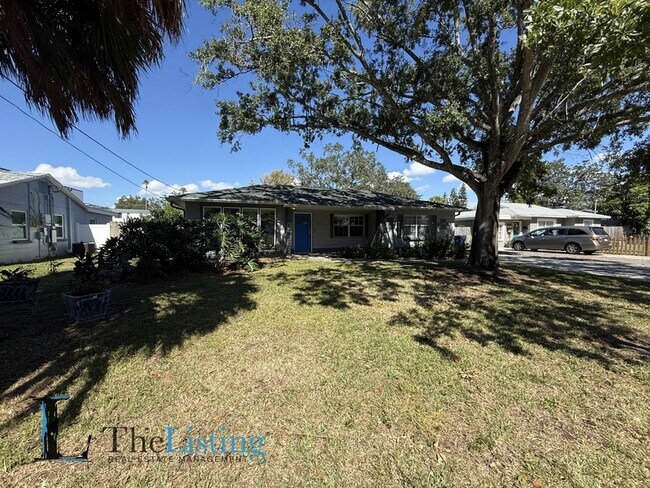 Building Photo - 4619 W Bay Villa Ave