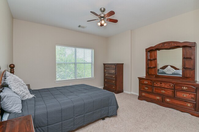 Building Photo - 7218 Spring Run Ln