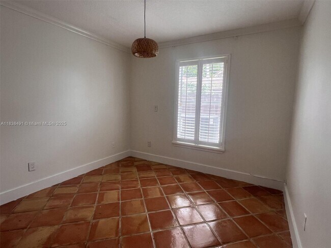 Building Photo - 14819 SW 46th Ln