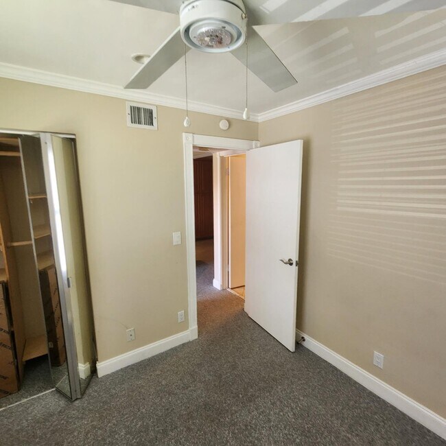 Building Photo - 21902 Lake Forest Cir