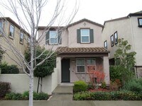 Building Photo - 2 STORY HOME IN WESTPARK VILLAGE CENTER ROSEVILLE WITH SOLAR!