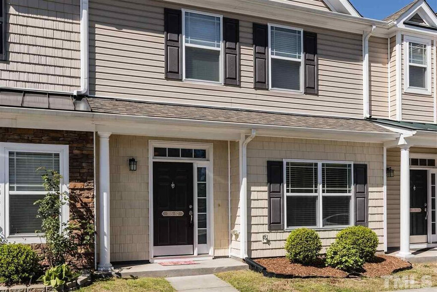 Building Photo - Room in Townhome on Keystone Park Dr