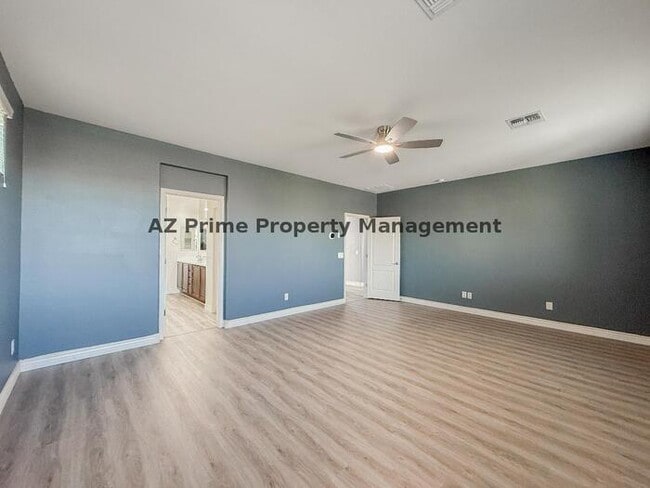 Building Photo - 18649 W Williams St