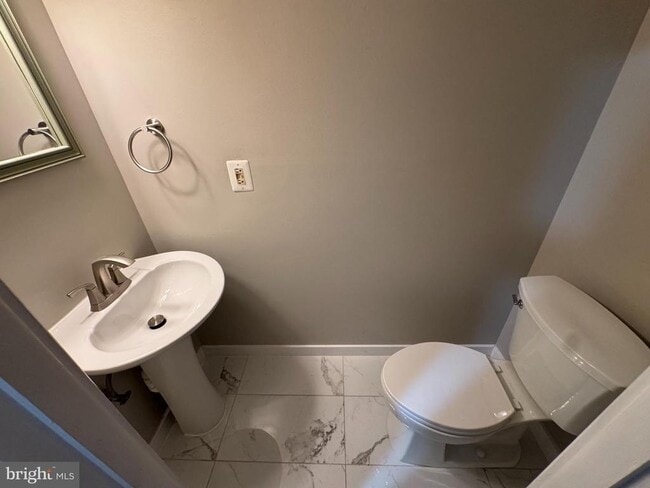 Building Photo - 6586 Waning Moon Way