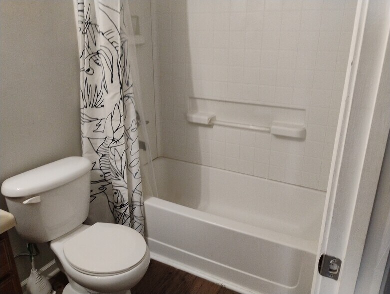 Building Photo - 3474 Waldrop Trl