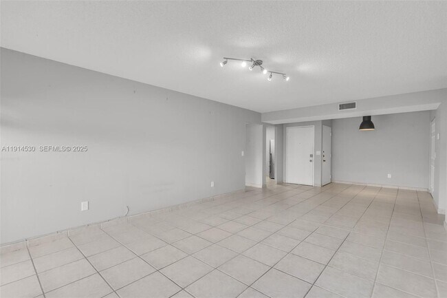 Building Photo - 7785 SW 86th St