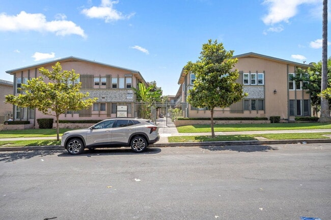 Building Photo - 4036 Gelber Pl