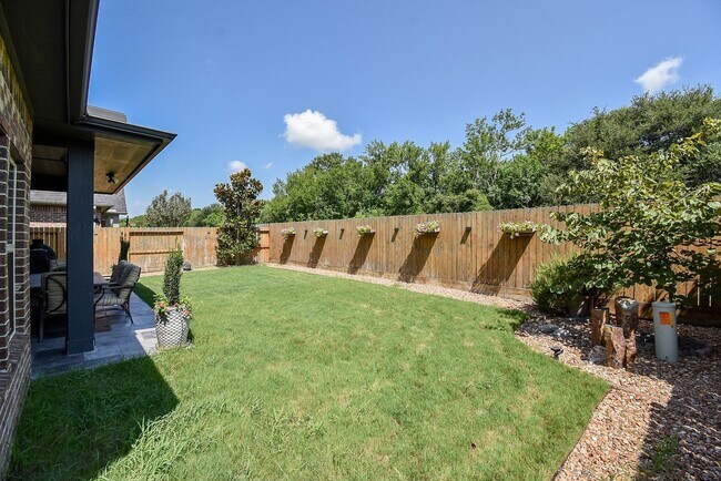 Building Photo - 22126 Grand Mist Dr