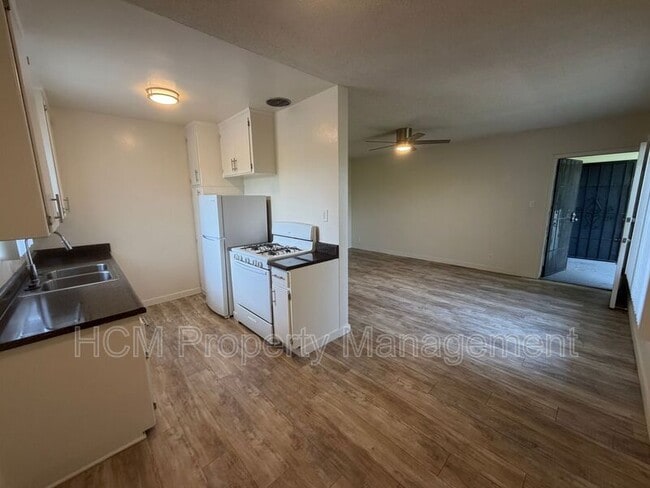 Building Photo - 4714 Slauson Ave