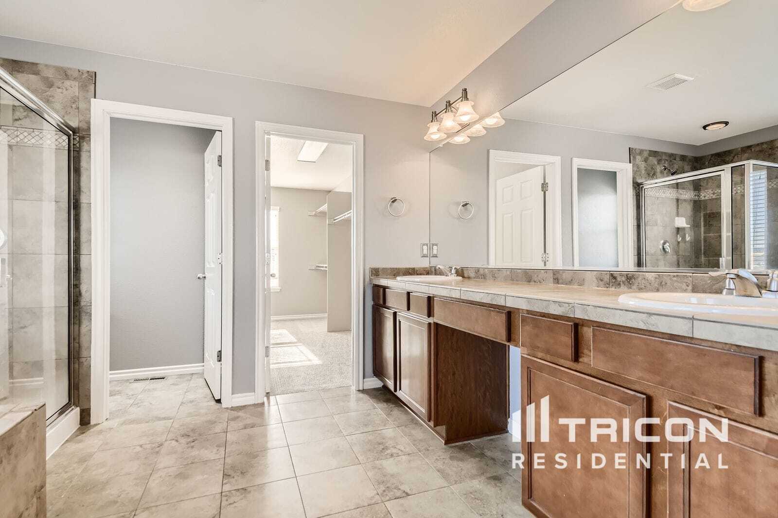 Building Photo - 4775 Sedona Cir