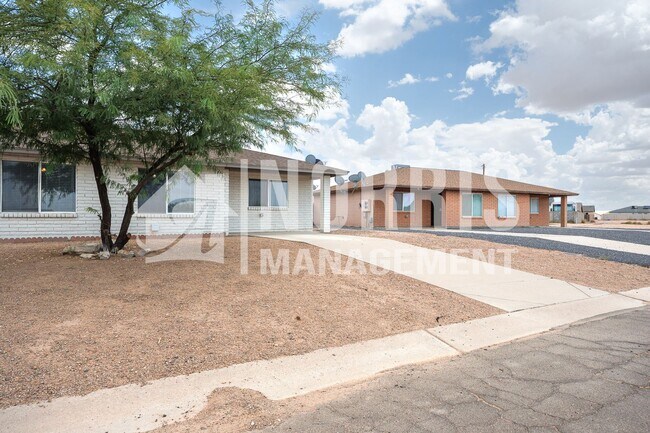 Building Photo - 10077 S Tampico Ln