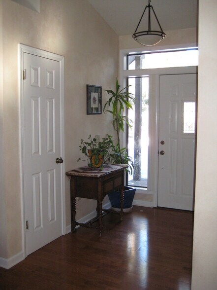 Building Photo - 3496 S Moore Cir
