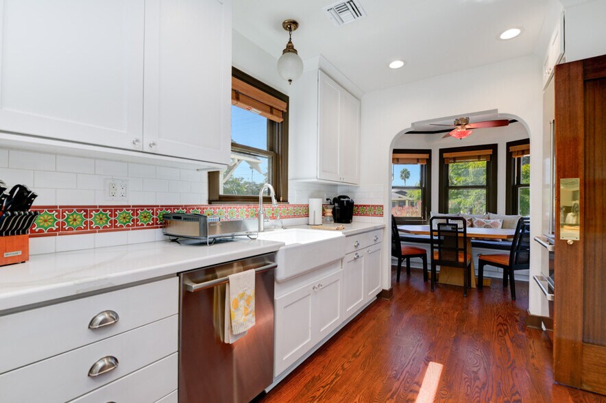 Building Photo - 3519 32nd St