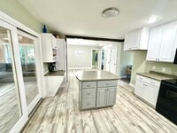 Building Photo - Beautiful Three Bedroom house for rent @ R...