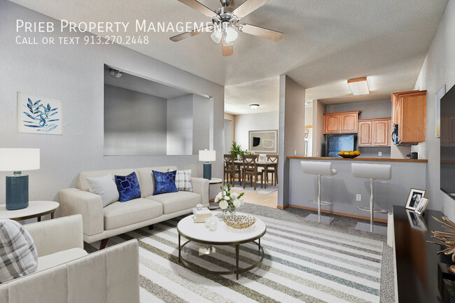 Building Photo - 807 S Woodson Ct