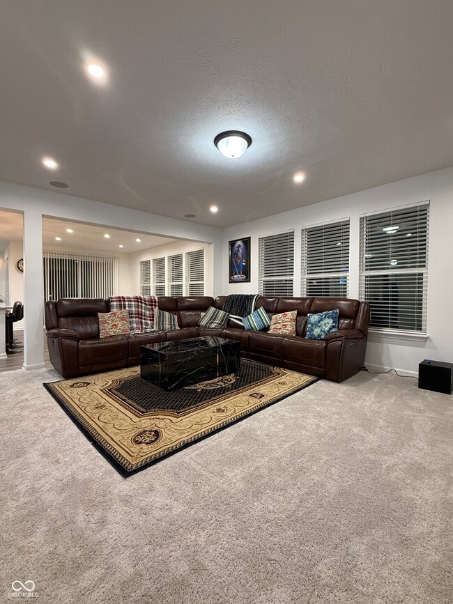 Building Photo - 6241 Buck Blvd