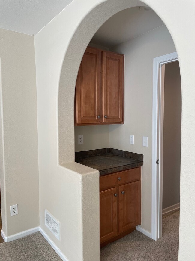 Building Photo - 5505 Abbeywood Cir