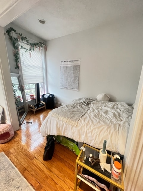 Building Photo - 105 Jersey St