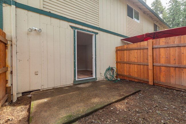 Building Photo - 12387 SW Walnut St