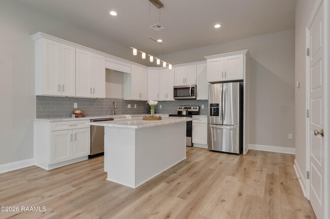 Building Photo - 102 Canvasback Dr