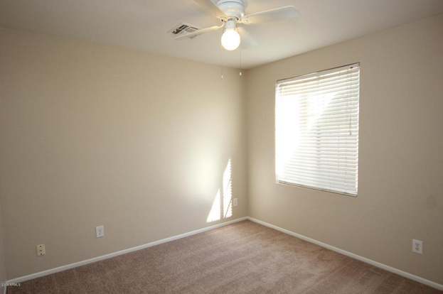 Building Photo - 16202 S Pine St