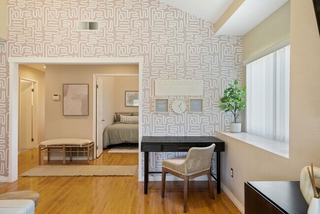 Building Photo - 12841 Forest Dr