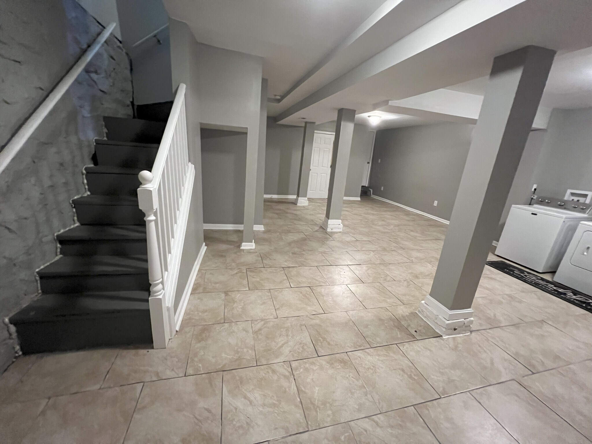 Building Photo - 3320 Gwynns Falls Pky