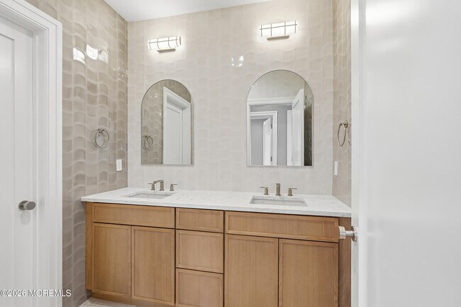 Building Photo - 84 Cooper Ave