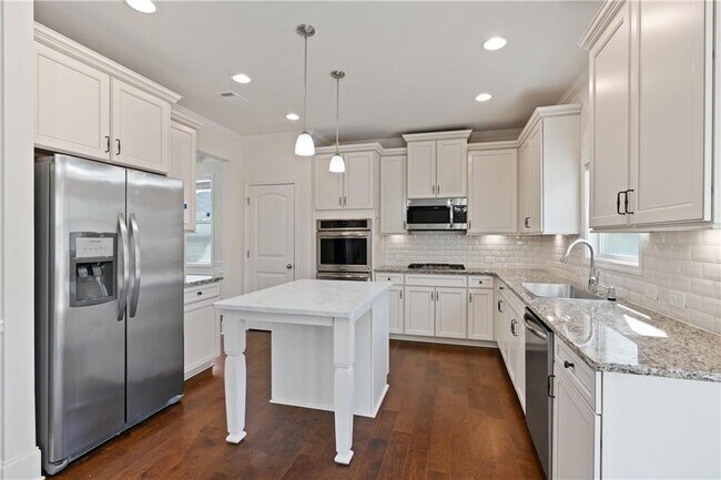 Building Photo - 221 Orchard Trail