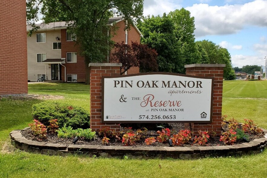 Front Entry Sign - Pin Oak Manor Apartments