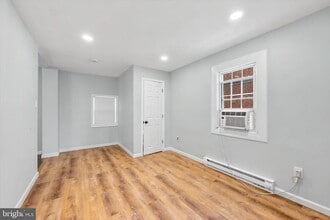Building Photo - 203 Commonwealth Ave