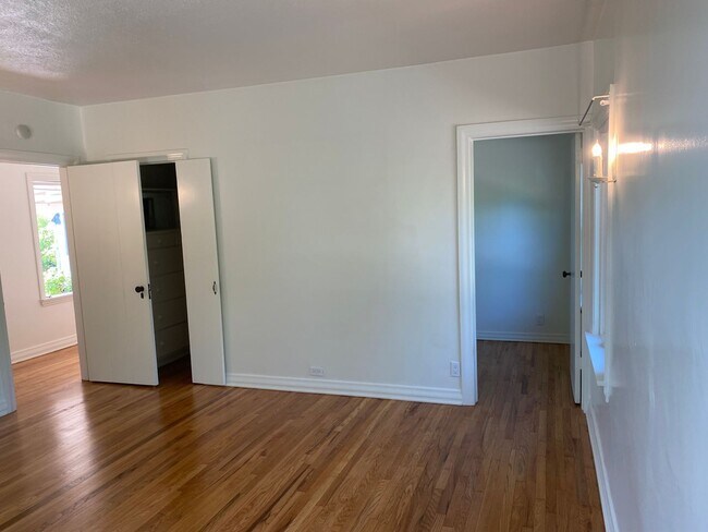 Building Photo - COMING SOON!  Beautiful 3 bedroom 2 bathro...