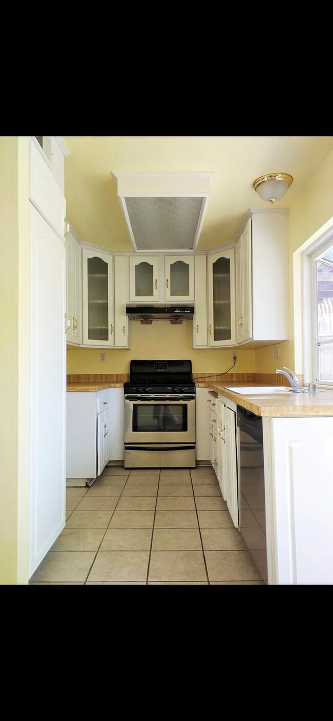 Building Photo - 1241 Cheltenham Ln