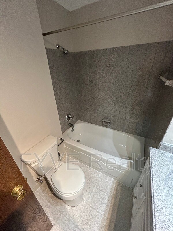 Building Photo - 5590 Barton Rd