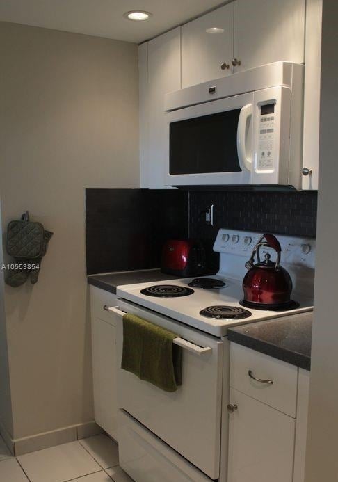 Building Photo - 1717 N Bayshore Dr