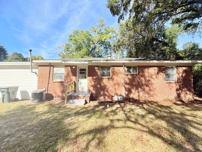 Building Photo - 8920 Lewis St