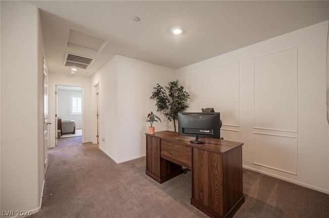 Building Photo - 530 Gloster Ave