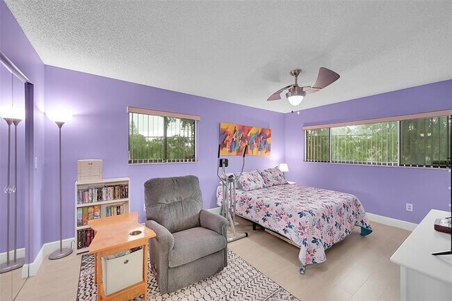 Building Photo - 9369 S Belfort Cir