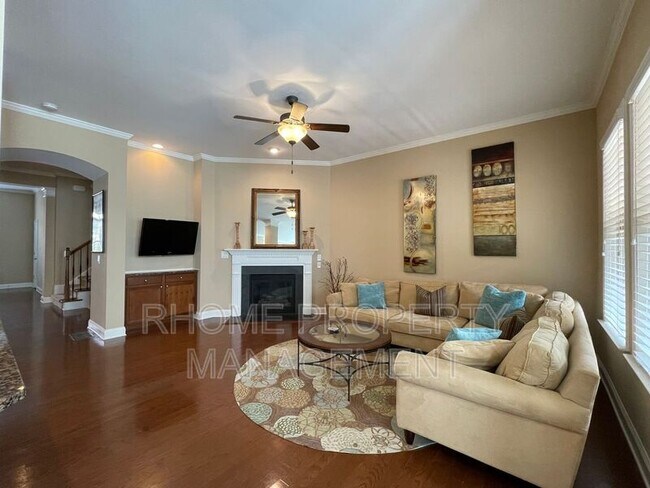 Building Photo - 1145 Parktown Dr SW