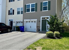 Building Photo - 689 Jacobsen Cir
