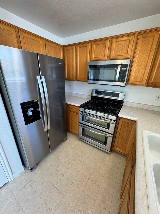 Building Photo - 4148 W 5060 S