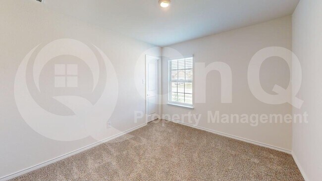 Building Photo - 1604 Silver Landing Trail