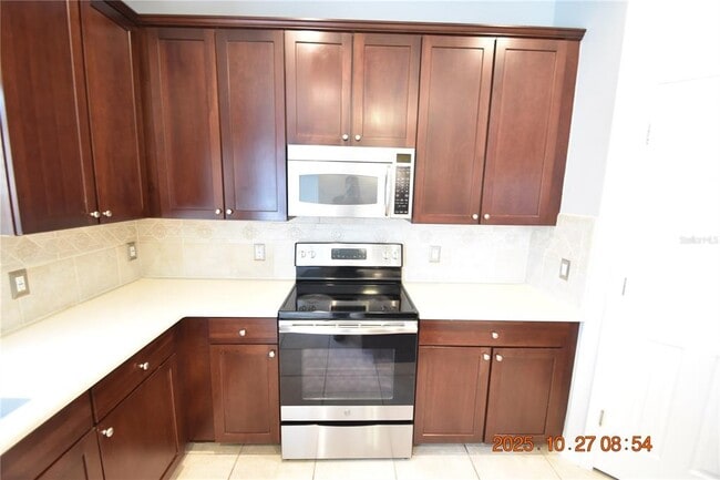 Building Photo - 8806 Cameron Crest Dr