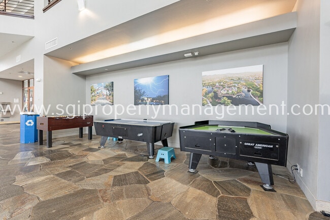 Building Photo - 39826 N Mill Creek Ct