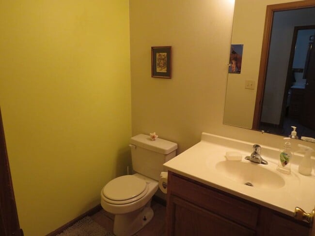 Building Photo - 709 Hudson St