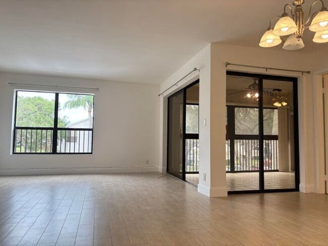 Building Photo - 3529 NW 35th St