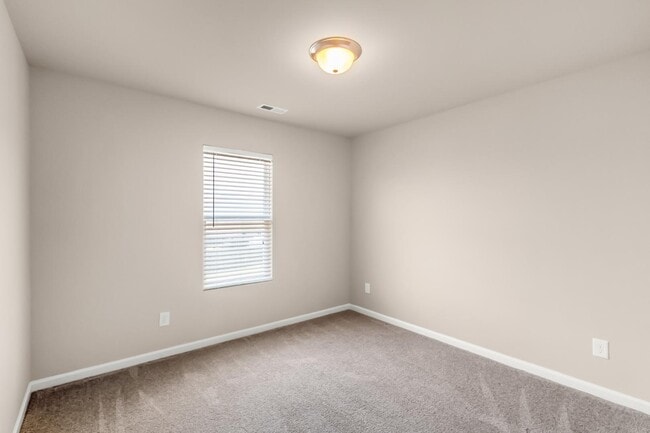 Building Photo - 2937 Westbury Ct